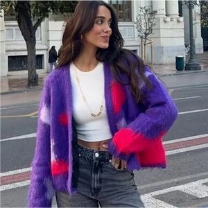 ZARA BRUSHED FINISH KNIT PURPLE CARDIGAN SIZE Small